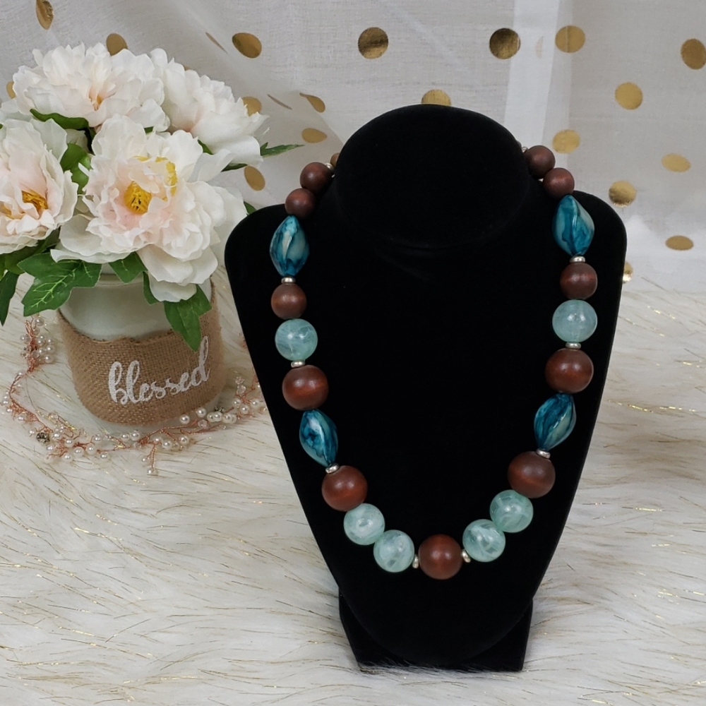 VTG NY Beaded Necklace